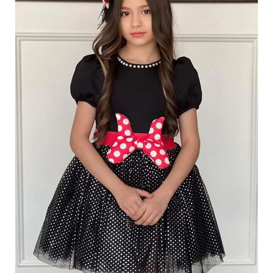 فستان أسود للبنات بتفاصيل لؤلؤ وياقة مع تنورة بتصميم نقاط لامعة - alotasawkli