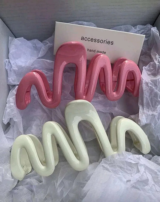 مشابك الشعر بتصميم موجي - alotasawkli