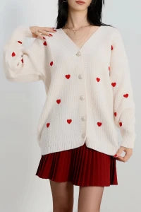 Women’s Heart Embroidered Knit Cardigan – Red & White