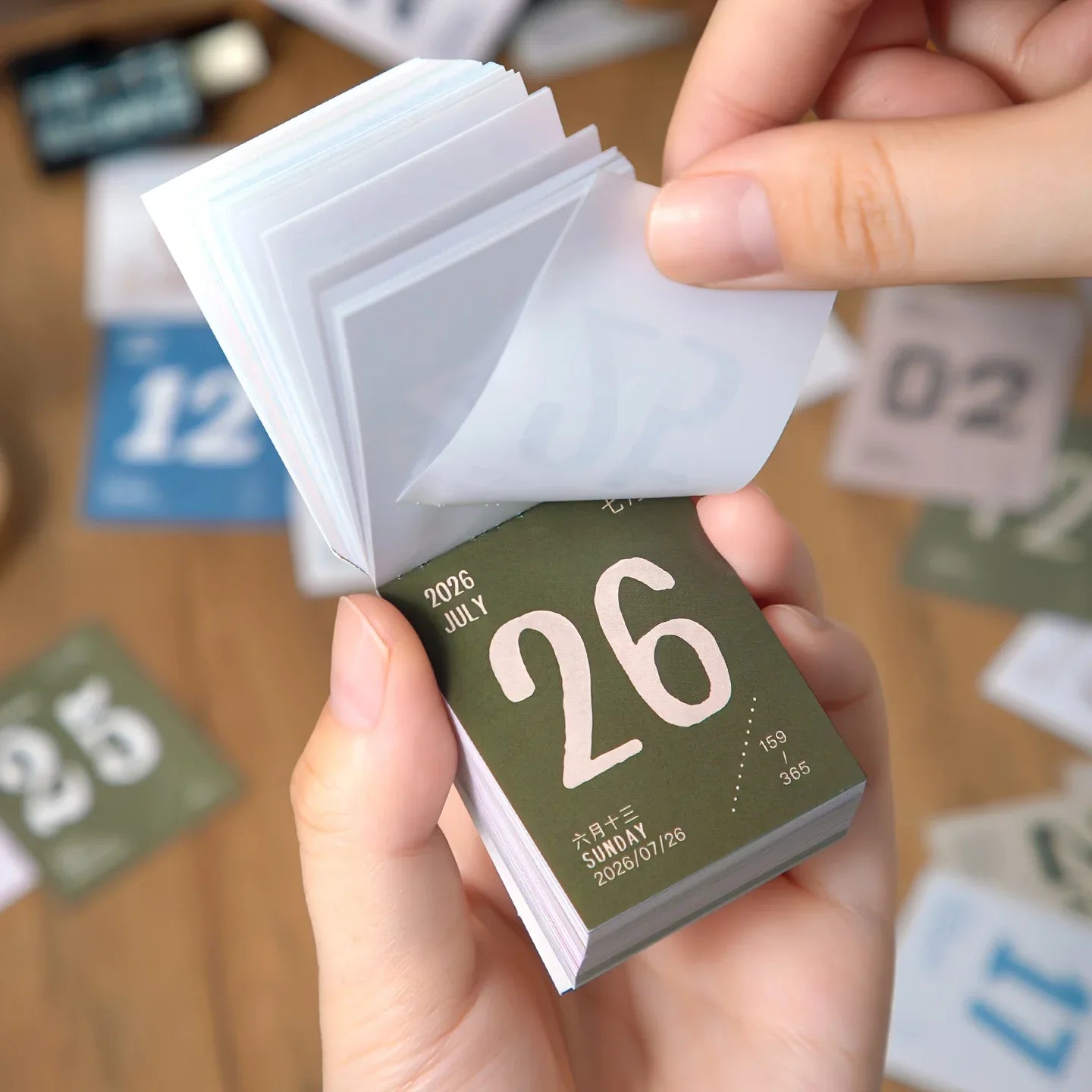1pc 2026 Mini Calendar - alotasawkli
