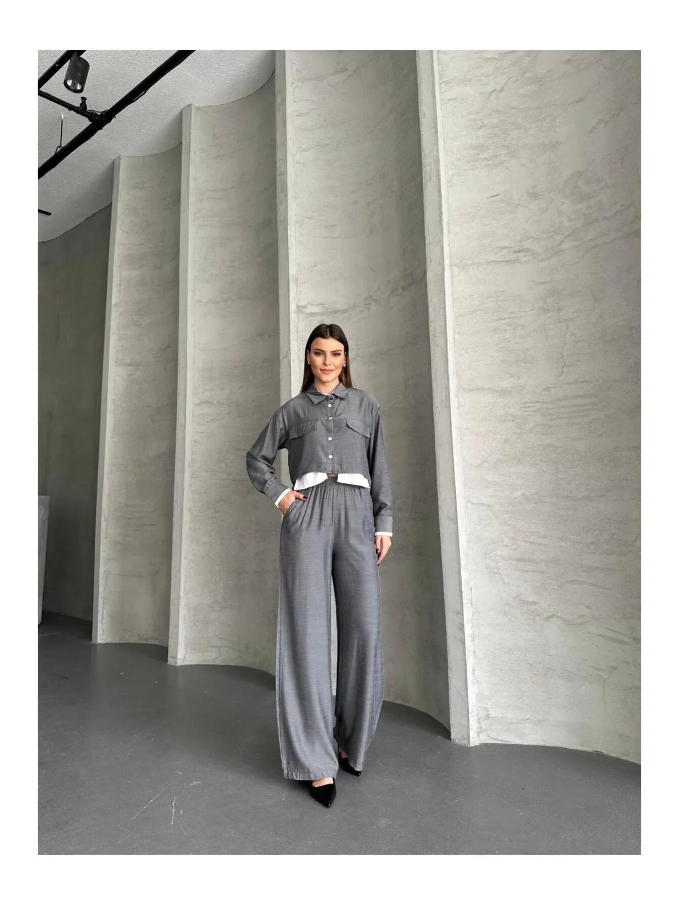 مجموعة قميص كروب واسع الأرجل للنساء من VOLT CLOTHING مع تفاصيل جيب - alotasawkli