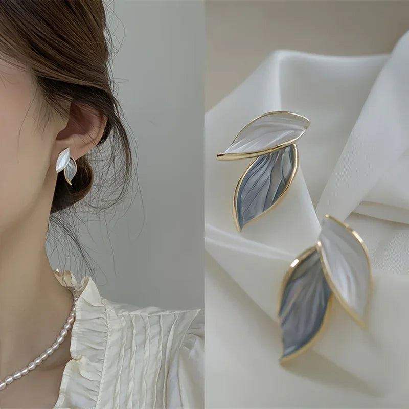 Women's Elegant Leaf Design Earrings, Fashionable Japanese and Korean Style - alotasawkli