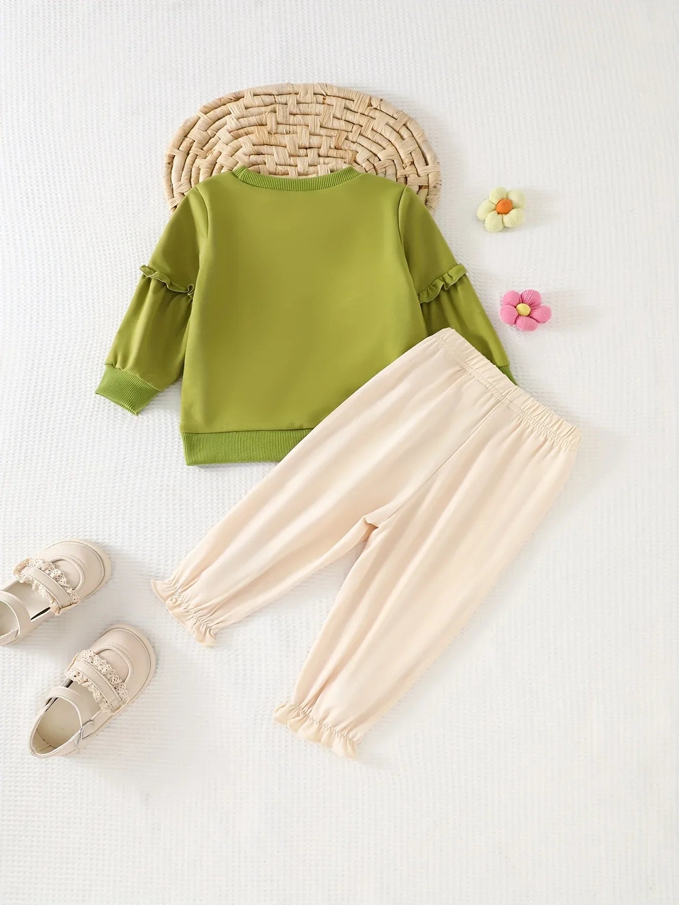 Spring/Autumn Girls' Floral Embroidered Round Neck Sweatshirt + Rabbit Ear Embroidered Pants Outing Set, 2pcs Fashionable Toddler Outdoor Daily Wear, Perfect for Outdoor - alotasawkli