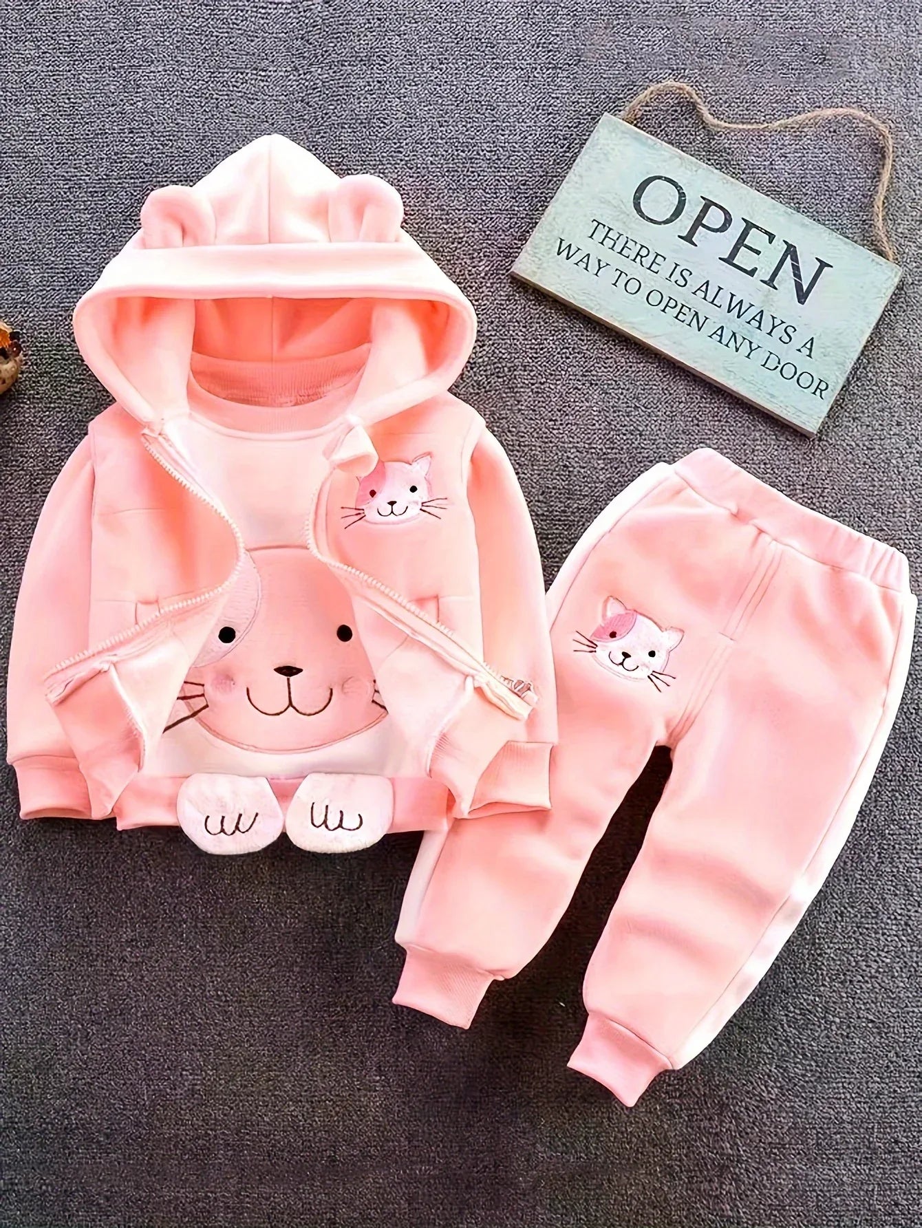 TEMU-Cute Cartoon Cat Three-Piece Set for Babies in Autumn And Winter - alotasawkli