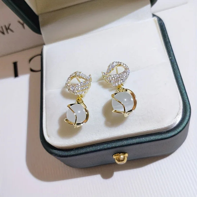 New Fashionable Swan Earrings, Trendy Cat'S Eye Studs from Korea - alotasawkli