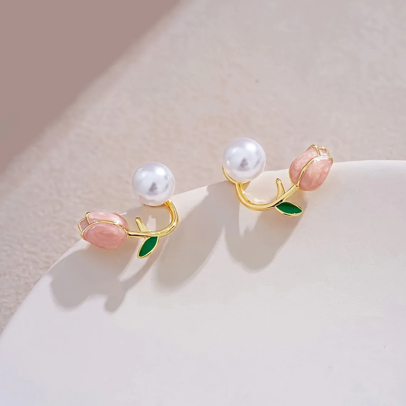 2pcs Sweet Chic Pink Tulip Wedding Season Versatile Earrings Necklace Set - alotasawkli