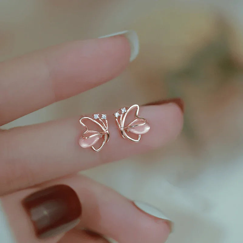Creative and Fashionable Butterfly Earrings - alotasawkli