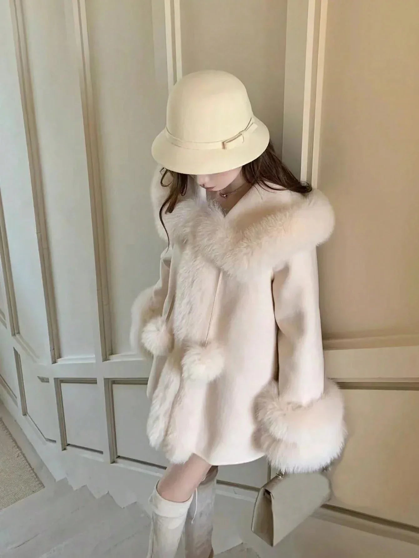 SHEIN-A thick and soft fur and leather blend coat - alotasawkli