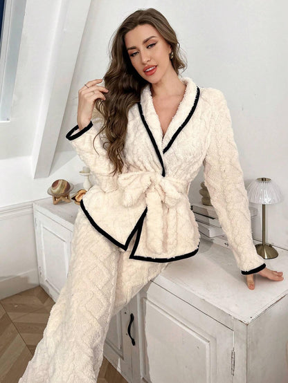 Women’s Velvet Long Sleeve Pajama Set with Contrast Collar & Zipper – 2 Pieces - alotasawkli