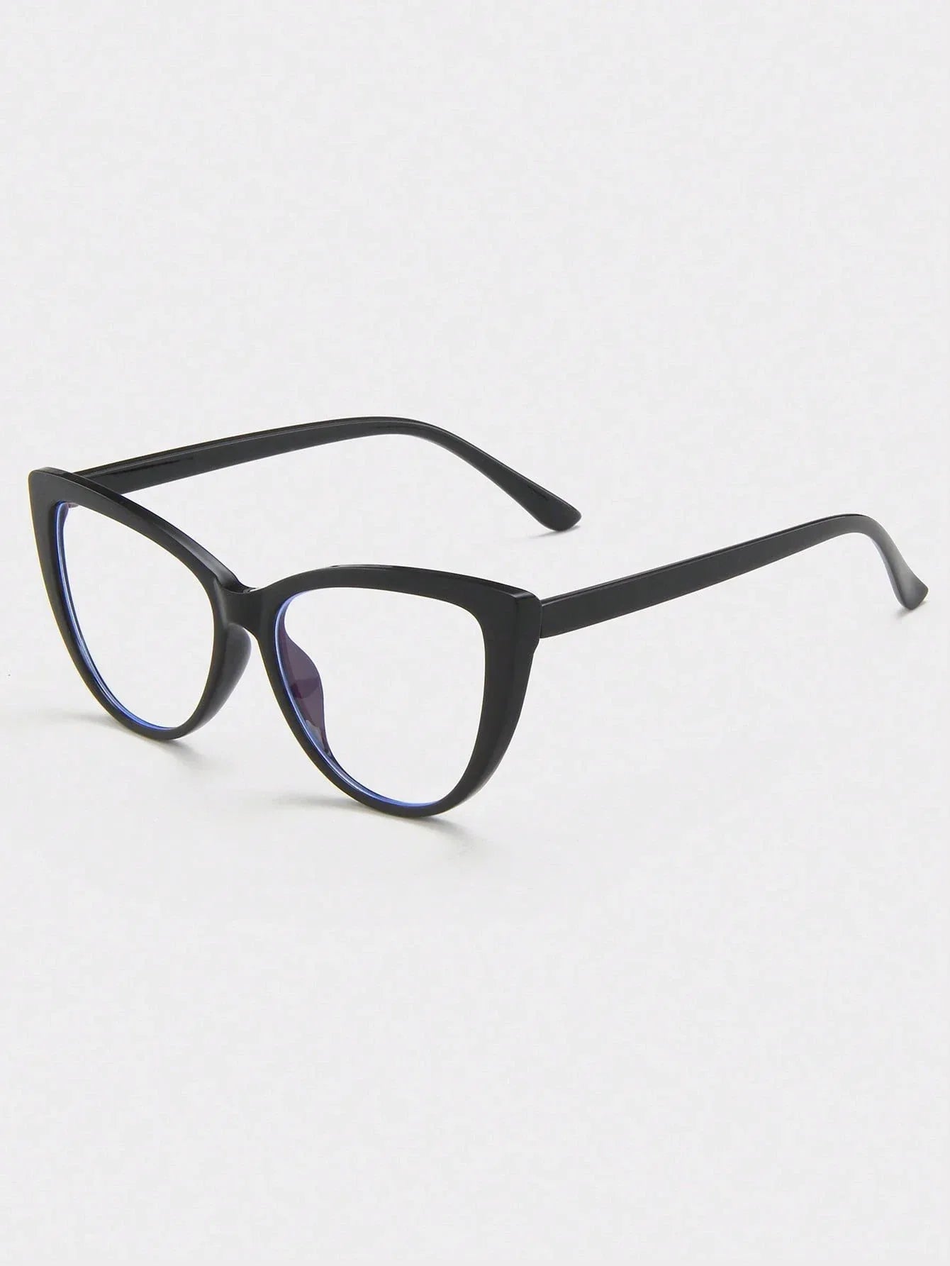 SHEIN-A pair of black cat-eye sunglasses with a polycarbonate frame - alotasawkli