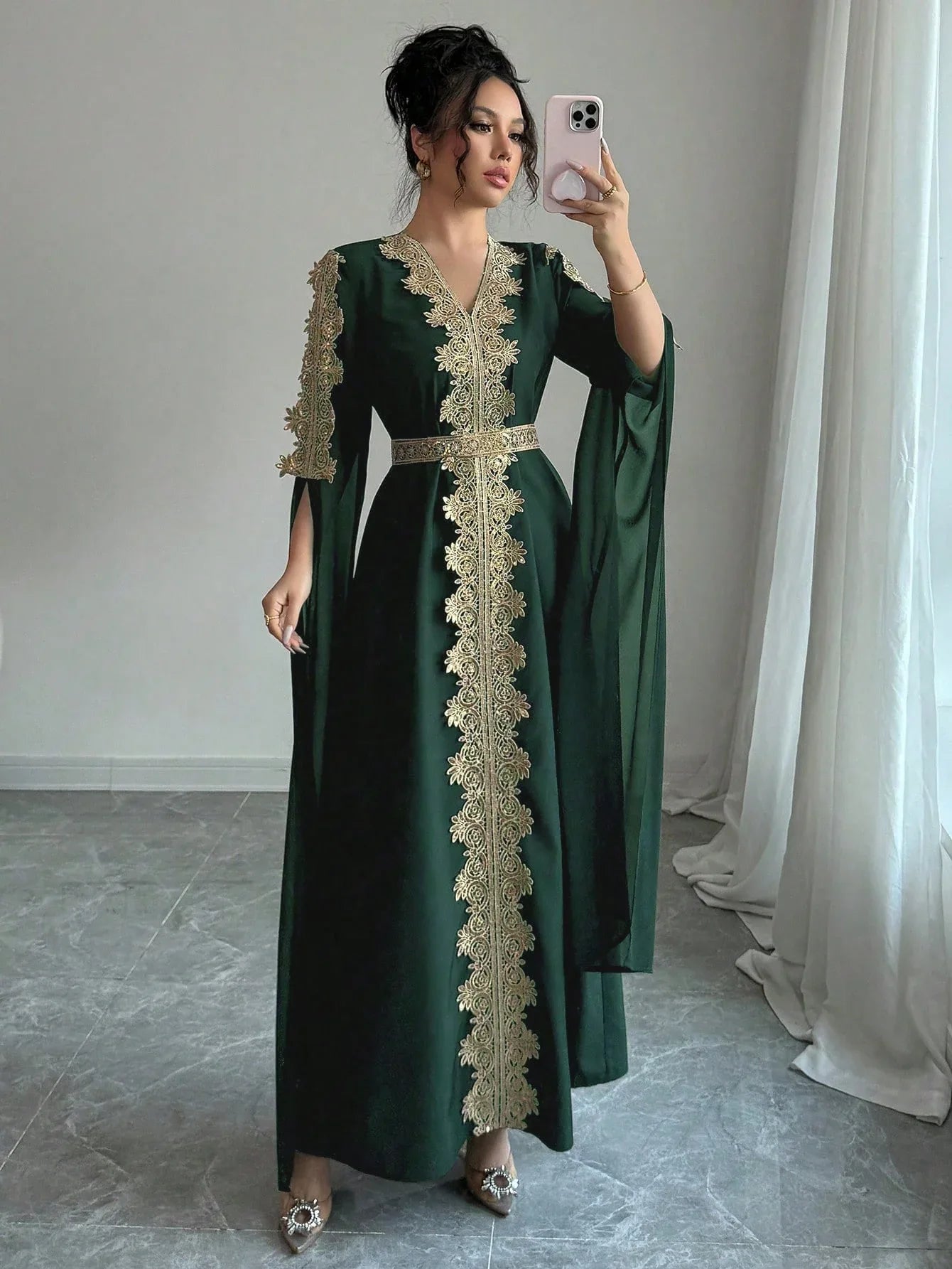 Rafferiza عباءة نسائية طويلة الأكمام بتصميم لوحات ملونة، فستان كفتان بلون أحادي مزين بتريم من الدانتيل - alotasawkli