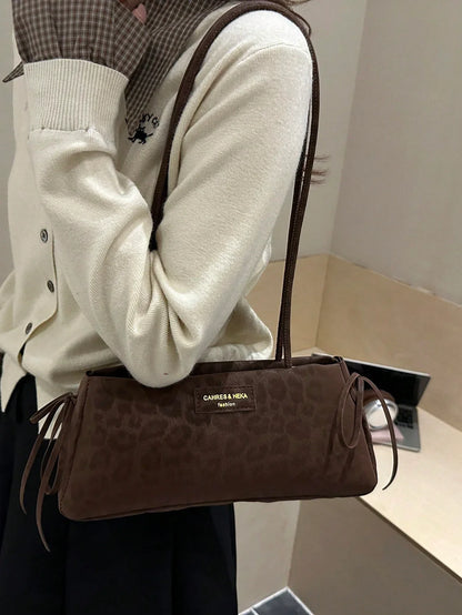 Trendy Leopard Print Handbag - alotasawkli