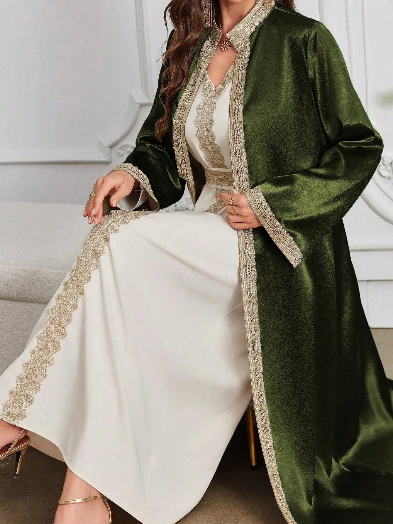 Al Najma فستان منقط من الدانتيل قابل للإزالة والغسيل، ردائي أزياء، عباءة للاستخدام اليومي أو الاحتفالات أو التجمعات أو السفر - alotasawkli
