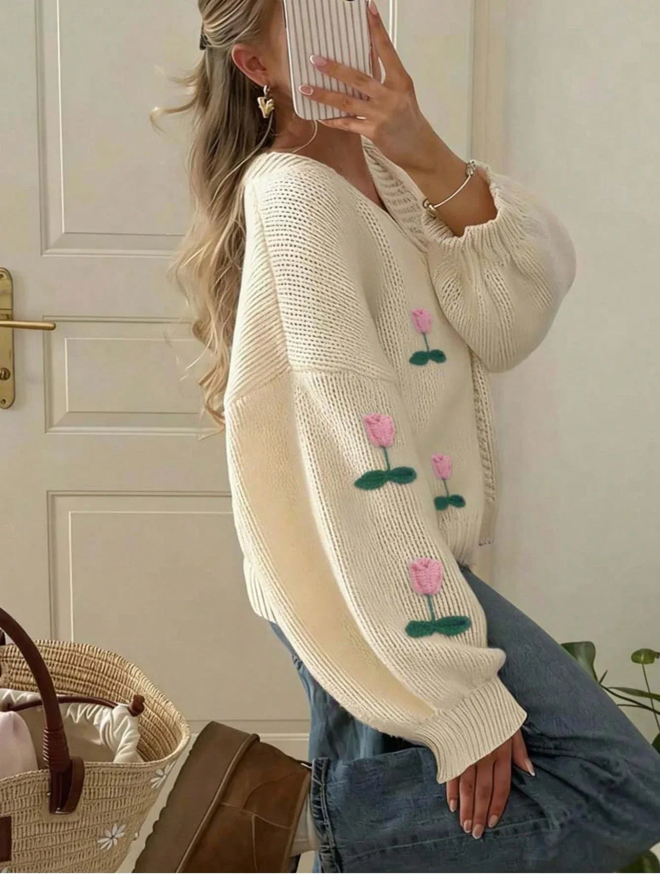 SHEIN-Women's long-sleeved V-neck knit cardigan - alotasawkli