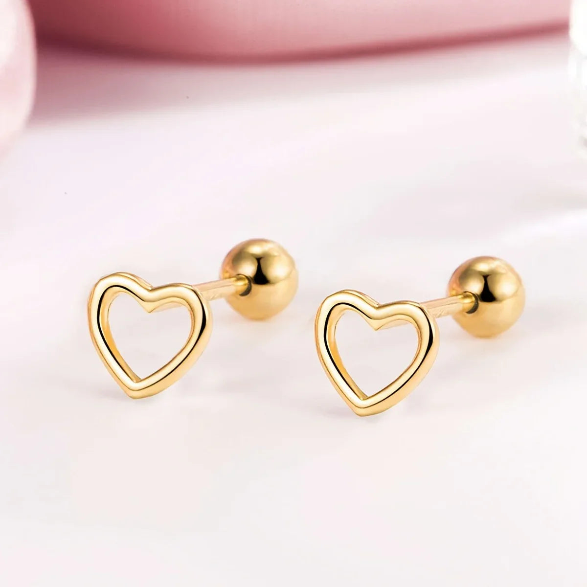 TEMU-A Set of Hollow Heart-Shaped Stud Earrings - alotasawkli