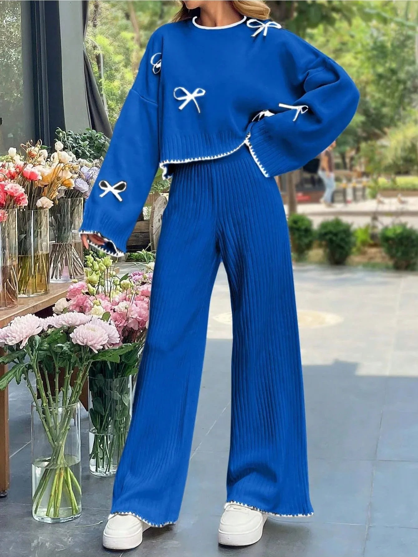 A 2pcs Women'S Set Consisting of a Simple Triko Top with Long Sleeves, Round Collar, And Filigree Decoration, And Pants. - alotasawkli