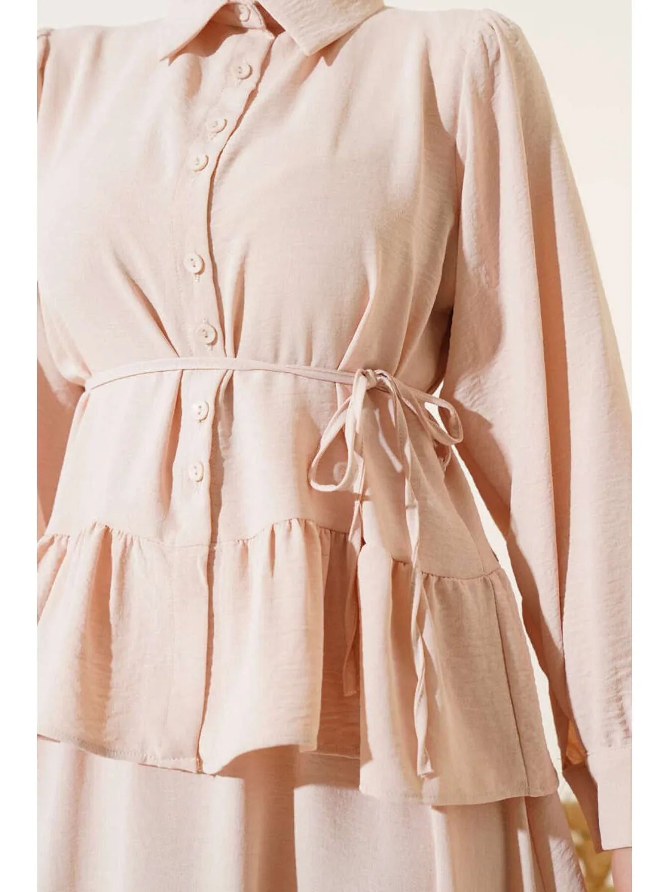 VOLT CLOTHING طقم قطعتين بأزرار سحاب وحافة منتفخة - alotasawkli