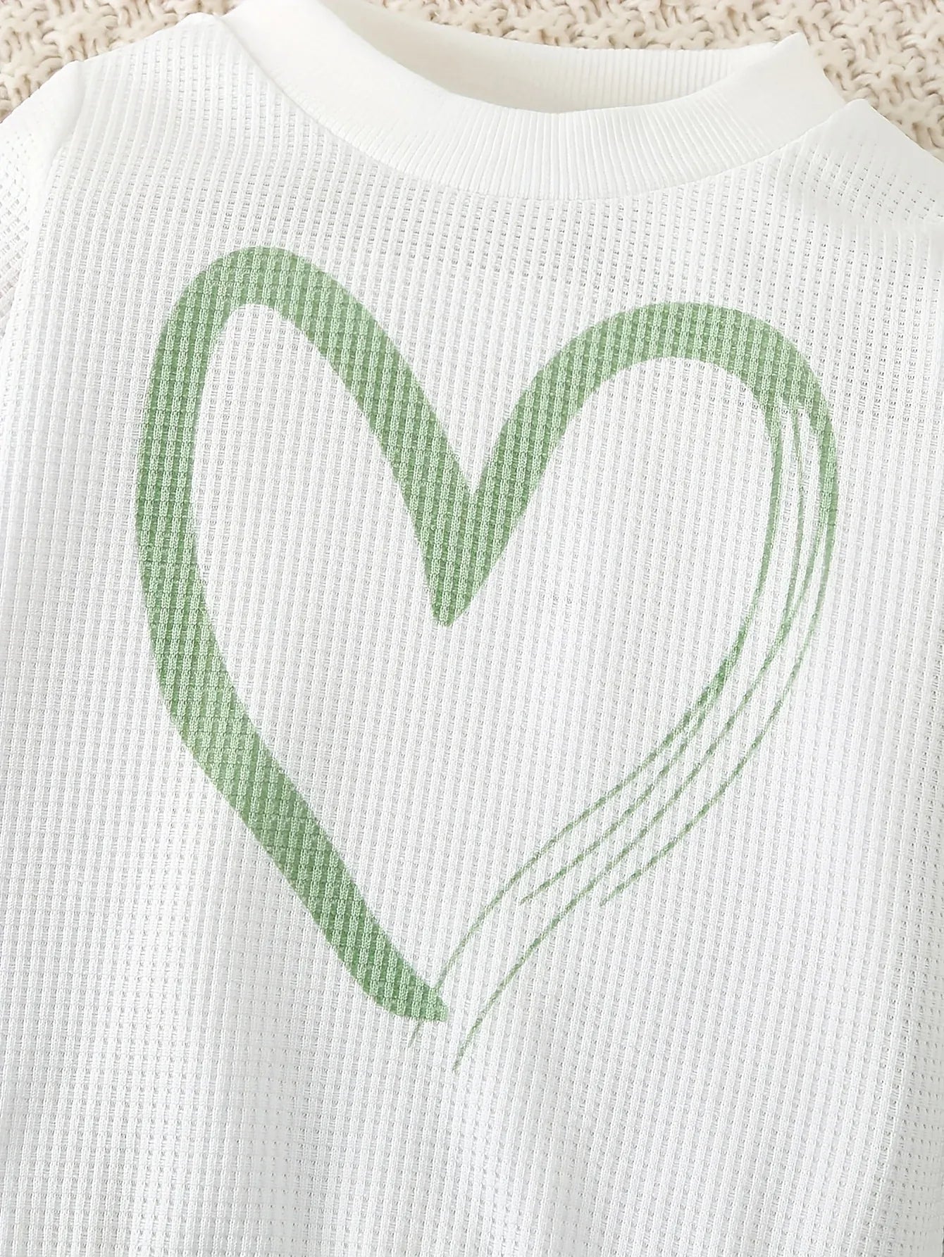 2023 Heart-Shaped Print Baby Casual Sports Outfit, for Outdoor - alotasawkli
