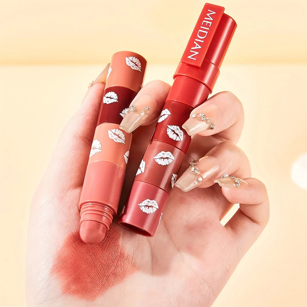 MD913 Four-In-One Matte Velvet Lipstick - alotasawkli