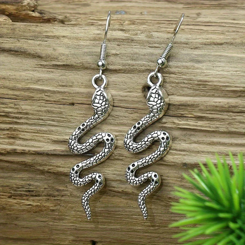 3pcs Retro Ethnic Style Women's Earrings and Necklace Set - alotasawkli