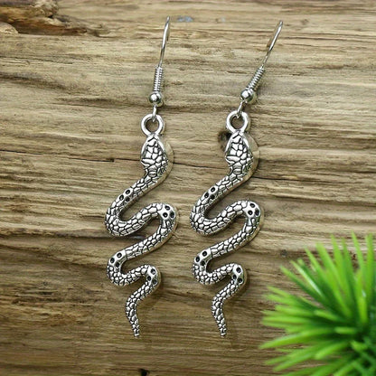 3pcs Retro Ethnic Style Women's Earrings and Necklace Set - alotasawkli