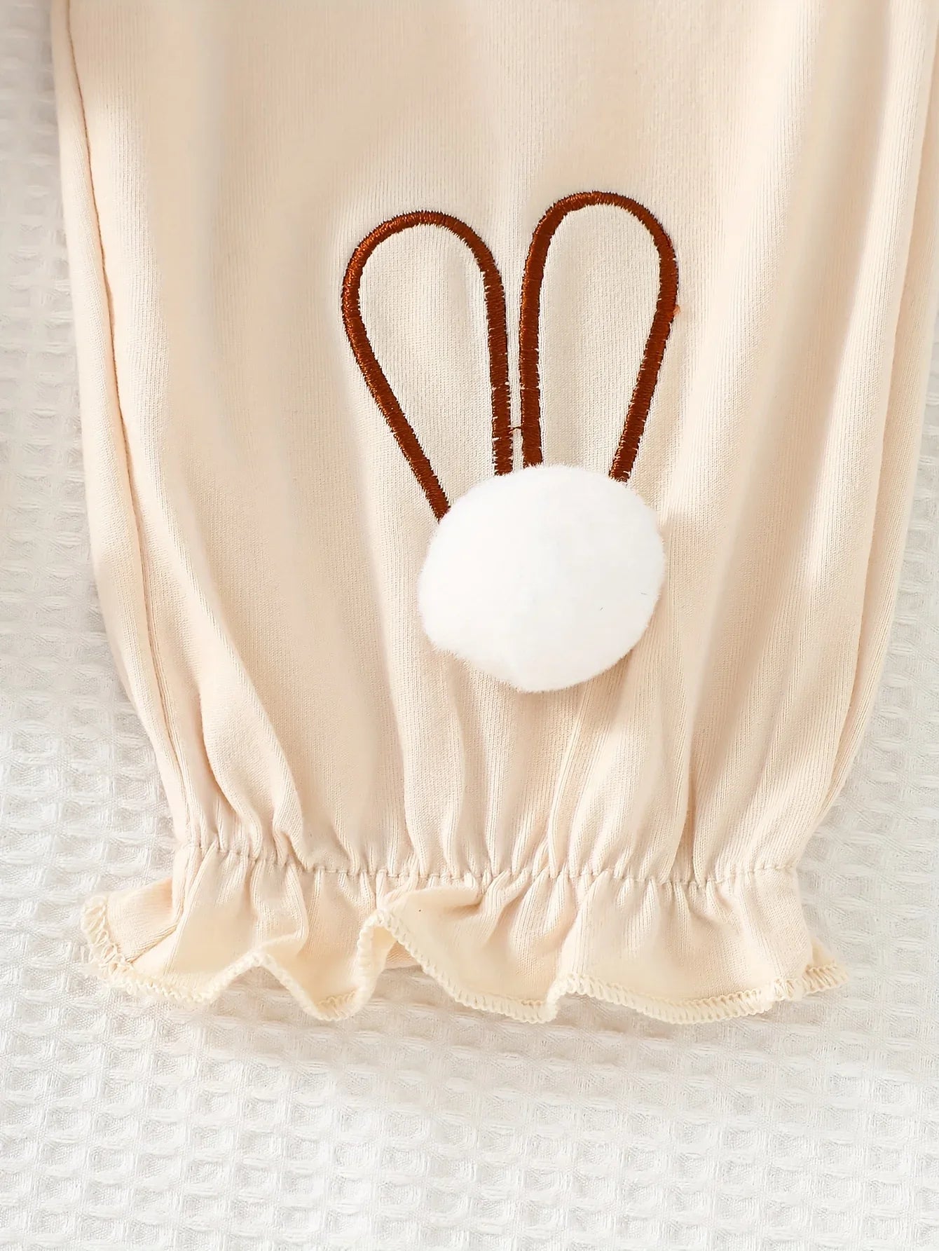 Spring/Autumn Girls' Floral Embroidered Round Neck Sweatshirt + Rabbit Ear Embroidered Pants Outing Set, 2pcs Fashionable Toddler Outdoor Daily Wear, Perfect for Outdoor - alotasawkli