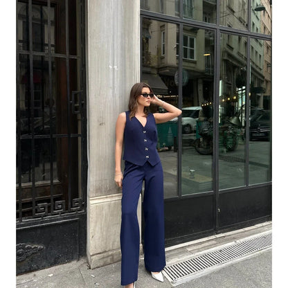 VOLT CLOTHING طقم جاكيت نسائي من قماش مزدوج مع شريط وأزرار ذهبية مفصلة - alotasawkli