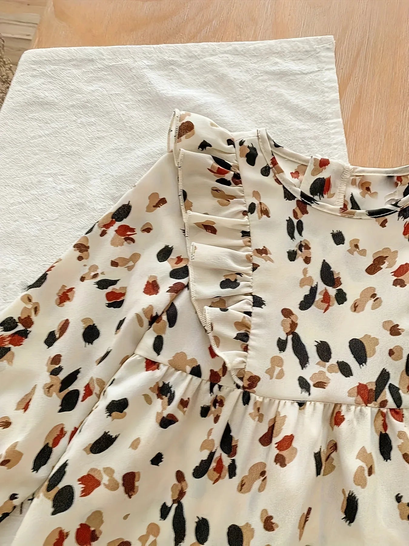 A Cute Leopard Print Long-Sleeve Dress for Baby Girls, Perfect for Outings in Spring And Summer. - alotasawkli