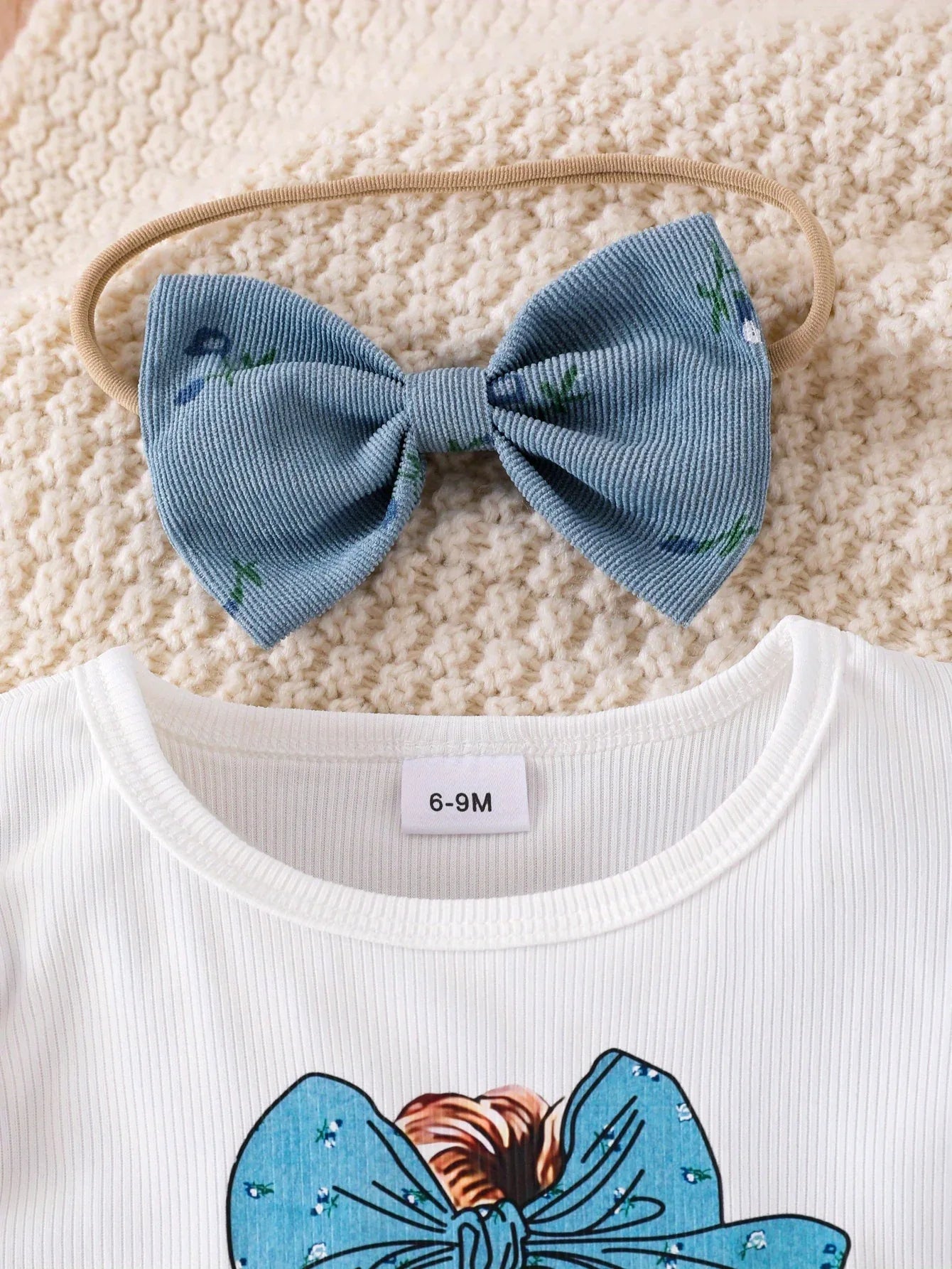 TEMU-A Three-Piece Set for Baby Girls Featuring - alotasawkli