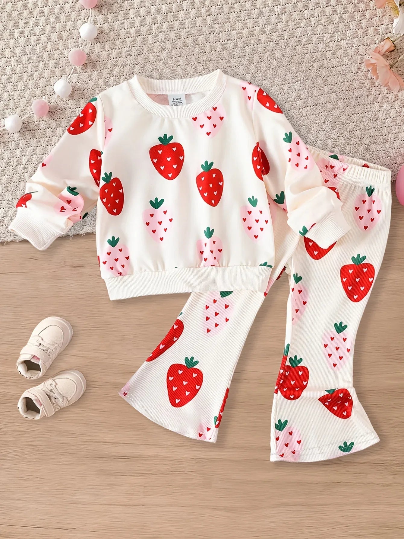 for Autumn and Winter - Girls 0-3 Years - New Strawberry Print Two Piece Set, with Red Strawberries, Green Leaves, and Pink Hearts, Soft Beige-Friendly Material, Boneless Sewing Craft, Baby Warm Outerwear, Winter Daily Wear, Cute Children's Clothing - alotasawkli