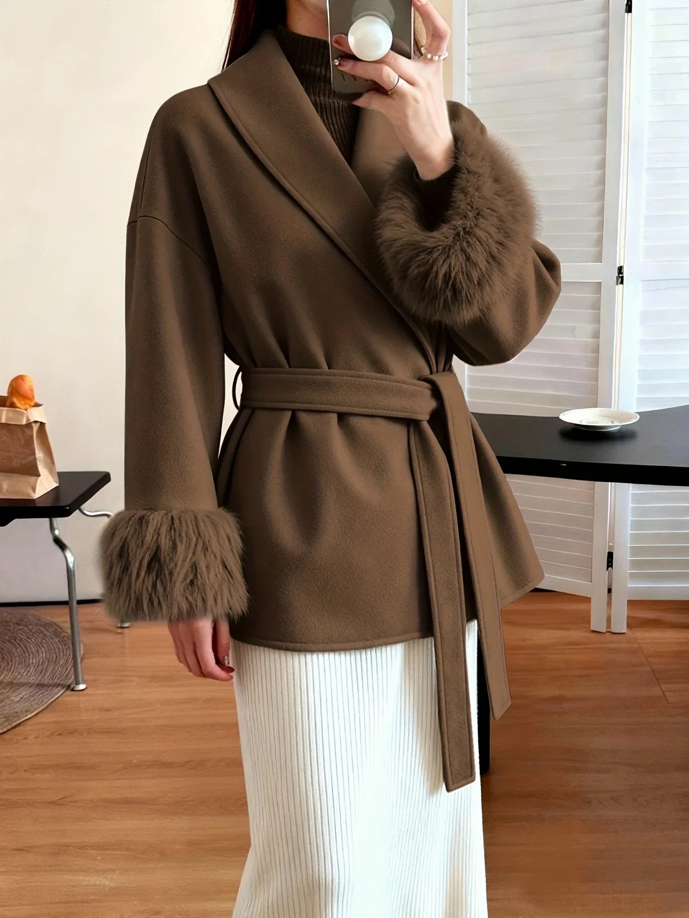 TEMU-Women's Fashion Elegant Furry Sleeve - alotasawkli