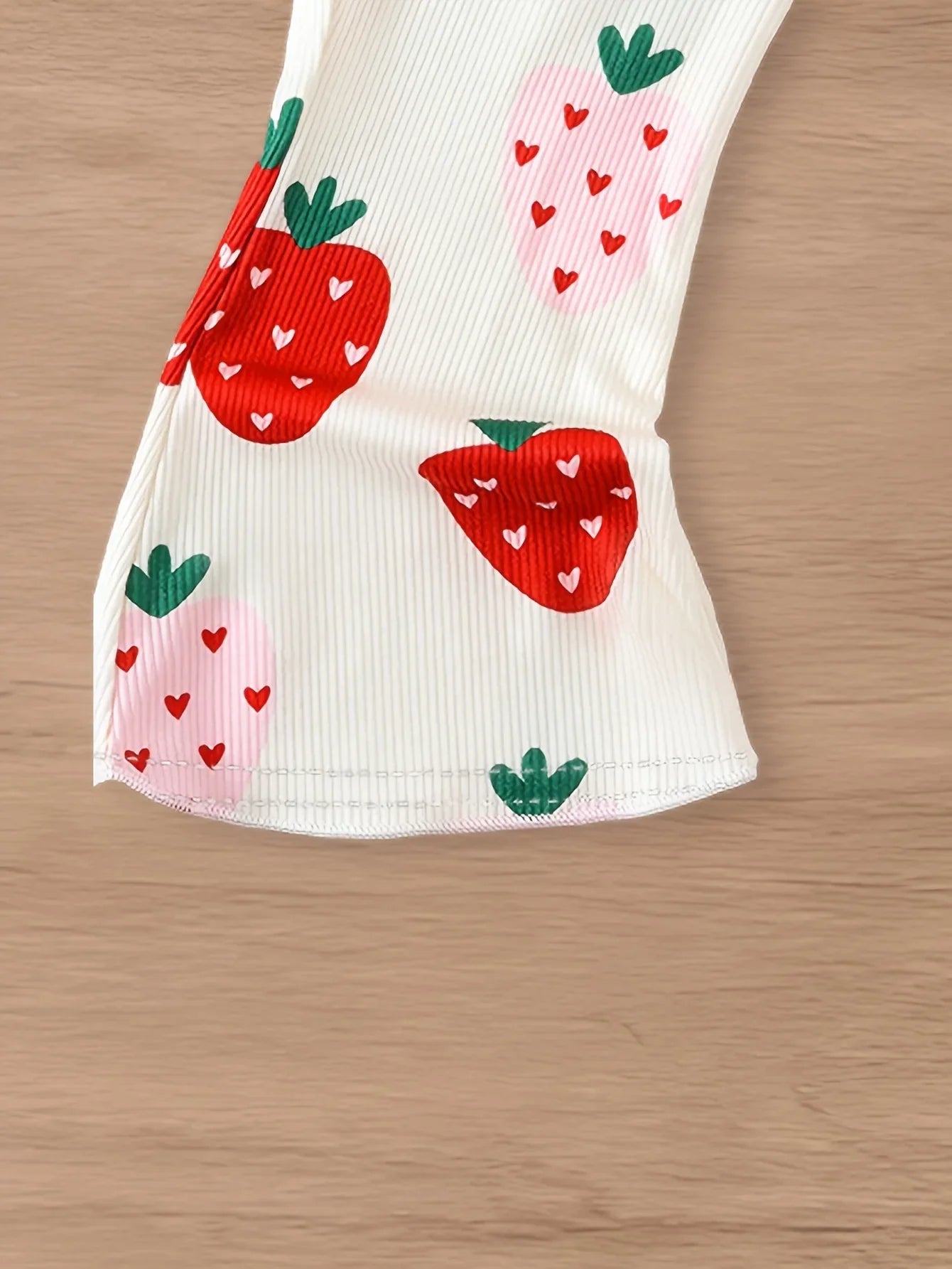 for Autumn and Winter - Girls 0-3 Years - New Strawberry Print Two Piece Set, with Red Strawberries, Green Leaves, and Pink Hearts, Soft Beige-Friendly Material, Boneless Sewing Craft, Baby Warm Outerwear, Winter Daily Wear, Cute Children's Clothing - alotasawkli