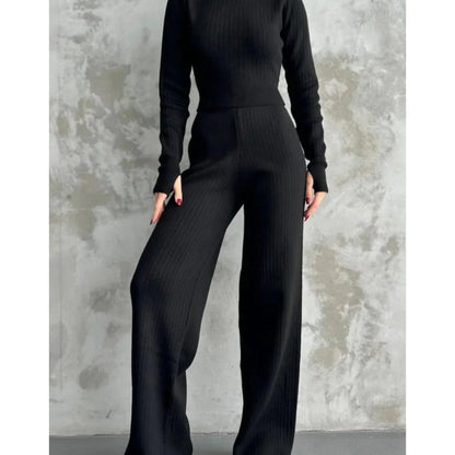 طقم SAYZEN نسائي من الملابس المحبوكة يضم بلوزة قصيرة بنصف قصة صياد وبنطلون - alotasawkli
