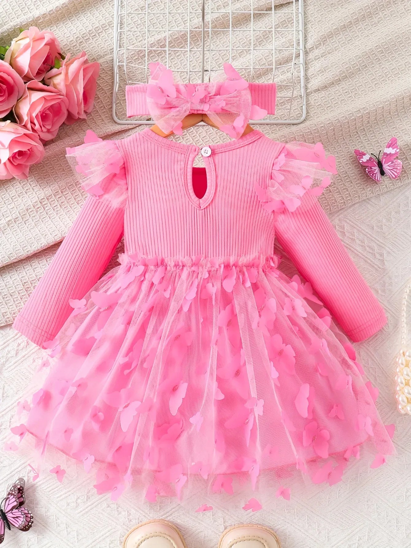 Spring And Autumn Style Dress for Baby Girls with Lace Round Neck, Bow Decoration, Mesh Splicing, And Flutter Sleeves, Developed for a Specific Purpose. - alotasawkli