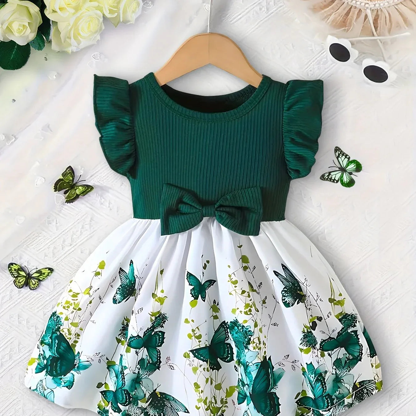 Girl'S Digital Print Dress with Butterfly Sleeves And a Round Neck, Featuring a Bow, Suitable for Spring And Summer. - alotasawkli