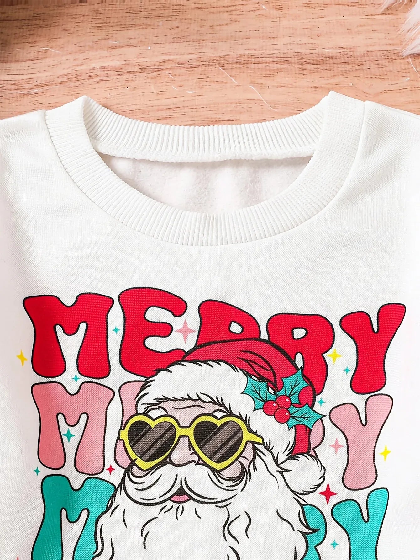 Cute Cartoon Santa Claus Pattern White Long-Sleeve Sweatshirt with Round Neck And Red Flared Pants Two-Piece Set for Baby Girls, Perfect for Autumn And Winter Outings During Christmas, for Outdoor - alotasawkli