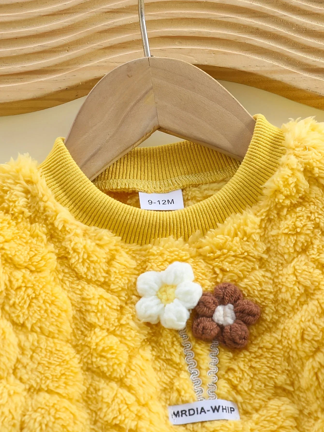 TEMU-Yellow Floral Long Sleeve - alotasawkli