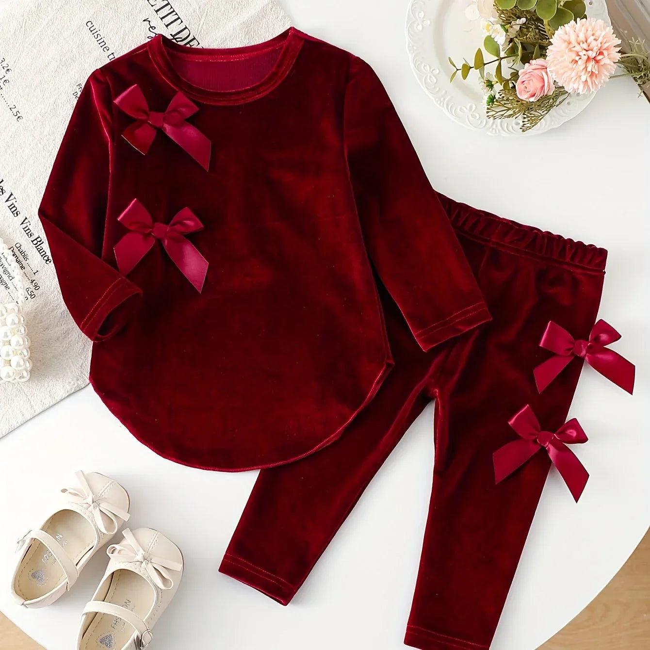Girls' Red Velvet Solid Color Long Sleeve Set with 3D Bows | Preppy Style, Crew Neck, Regular Fit for Fall/Winter, for Outdoor - alotasawkli
