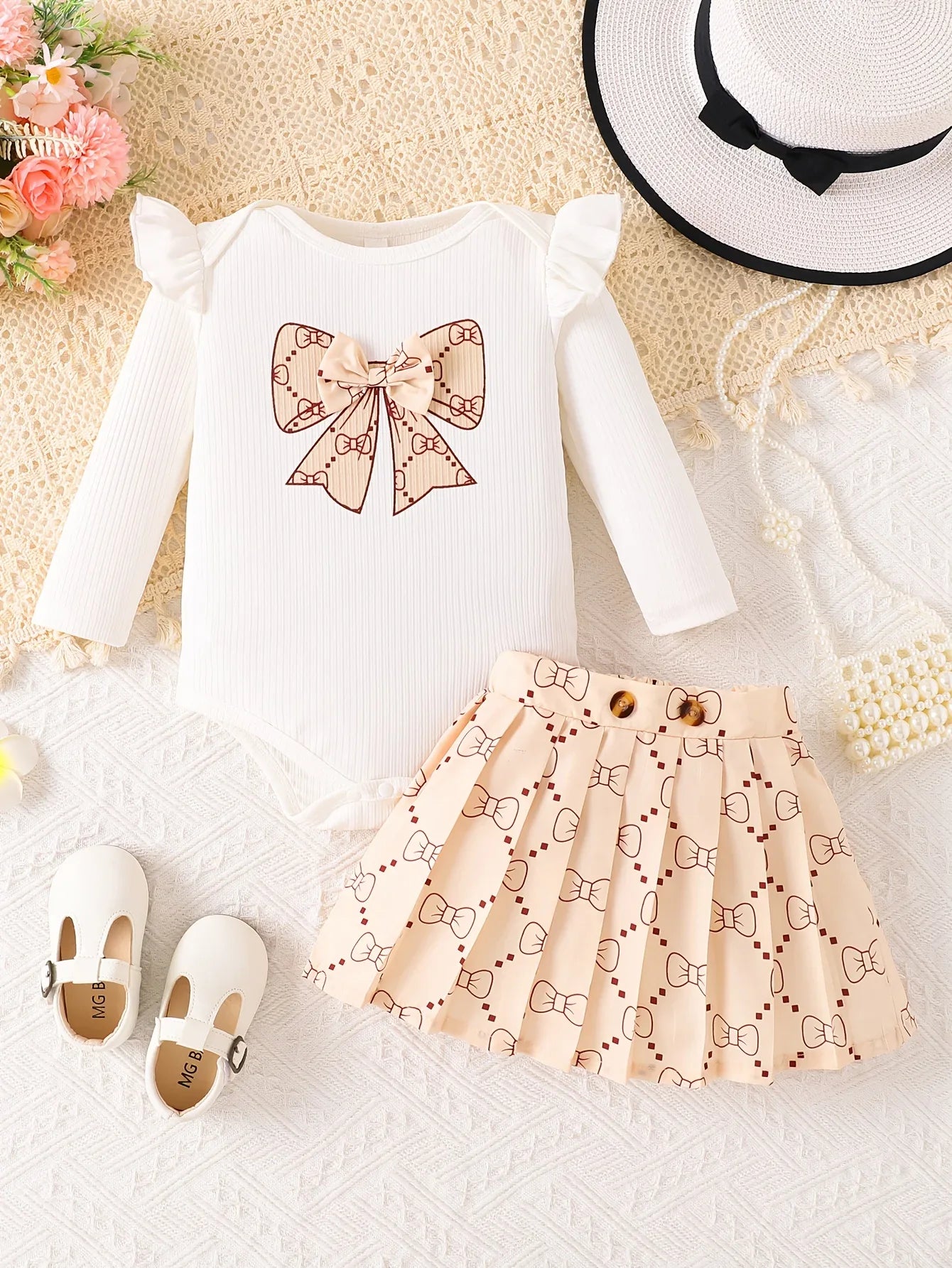 Spring and Autumn Style Infant Baby Girl Round Neck Bow Print Flutter Sleeve Romper with Full-Bow Skirt Casual Two-Piece Set Development, Perfect for Outdoor - alotasawkli