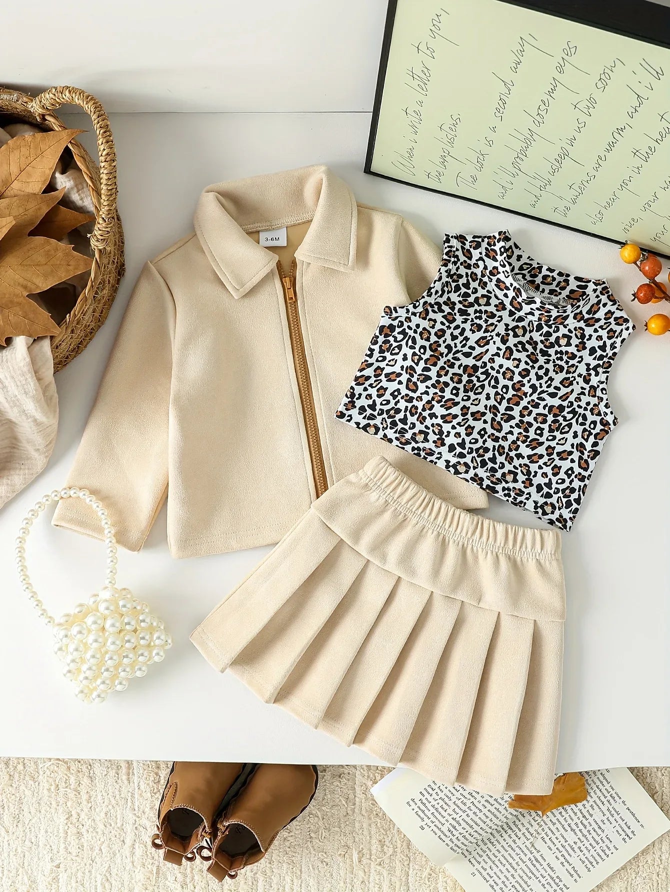 Girls' Autumn and Winter Leopard Print Vest + Solid Color Turn- Collar Jacket + Solid Color Pleated Skirt Fashion Street 3pcs Set, Perfect for Outdoor - alotasawkli