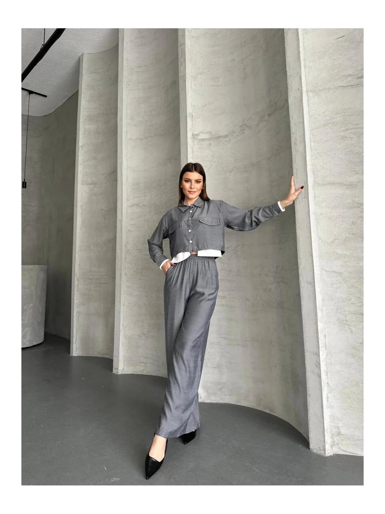 مجموعة قميص كروب واسع الأرجل للنساء من VOLT CLOTHING مع تفاصيل جيب - alotasawkli