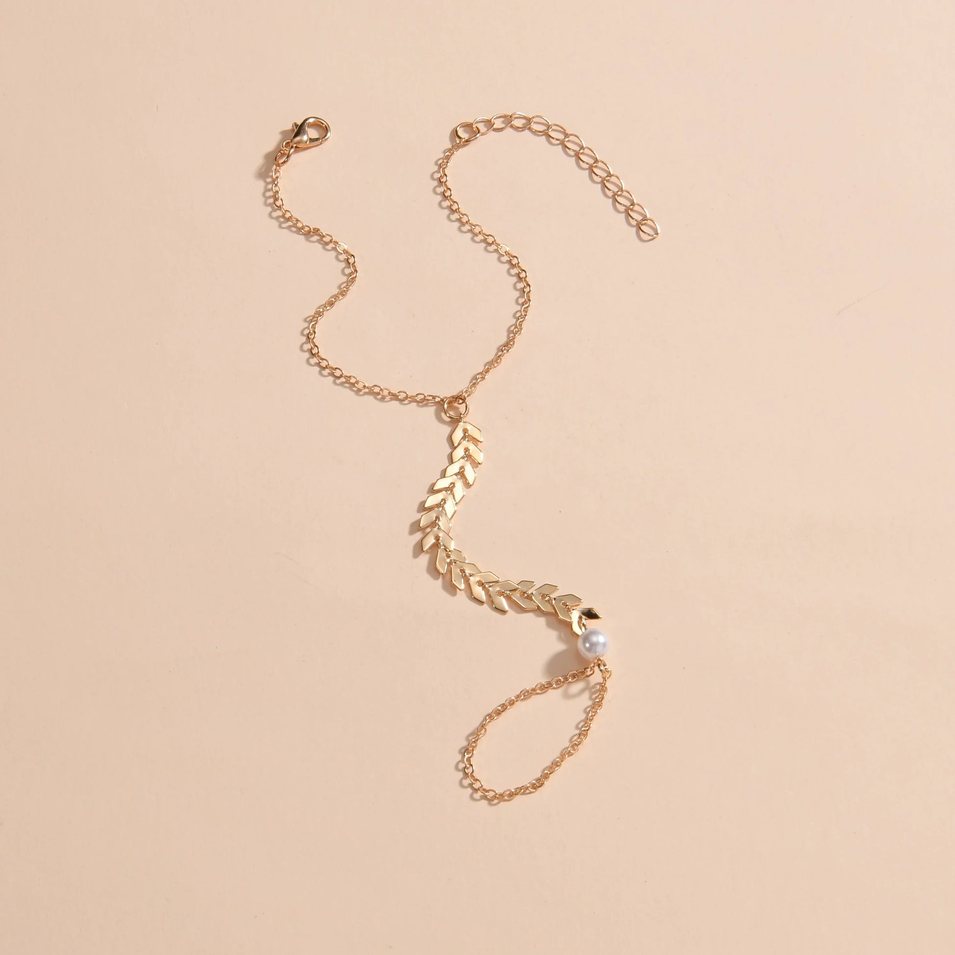 A Stylish Pearl Alloy Airplane Chain Ring Bracelet for Women. - alotasawkli