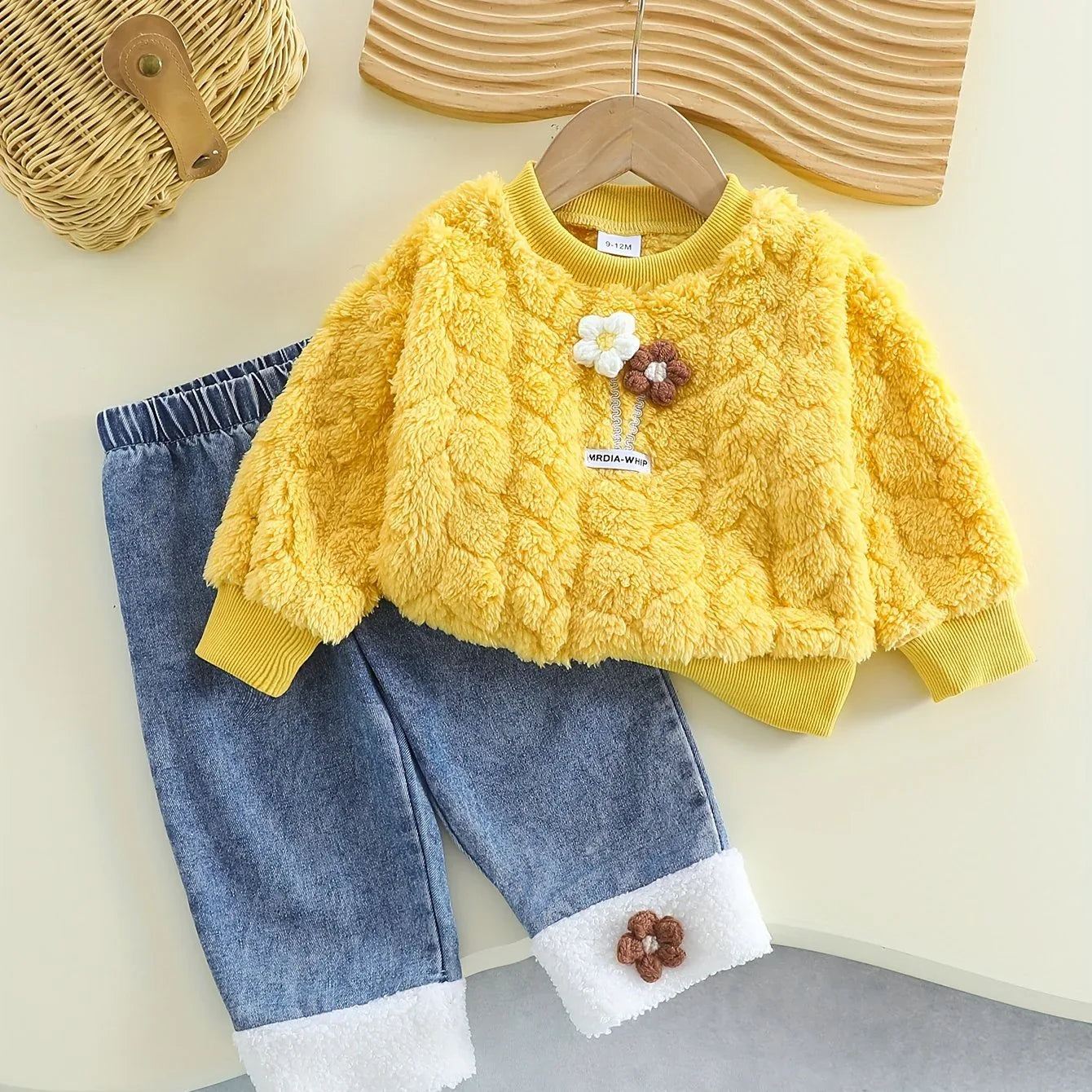 TEMU-Yellow Floral Long Sleeve - alotasawkli