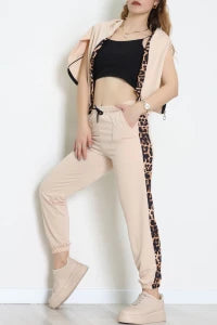Women's Zippered Panel Two-Thread Tracksuit Set in Black