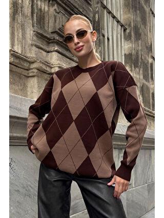 Brown Crew Neck Diamond Pattern Knit Sweater - alotasawkli