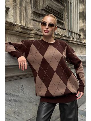 Brown Crew Neck Diamond Pattern Knit Sweater - alotasawkli