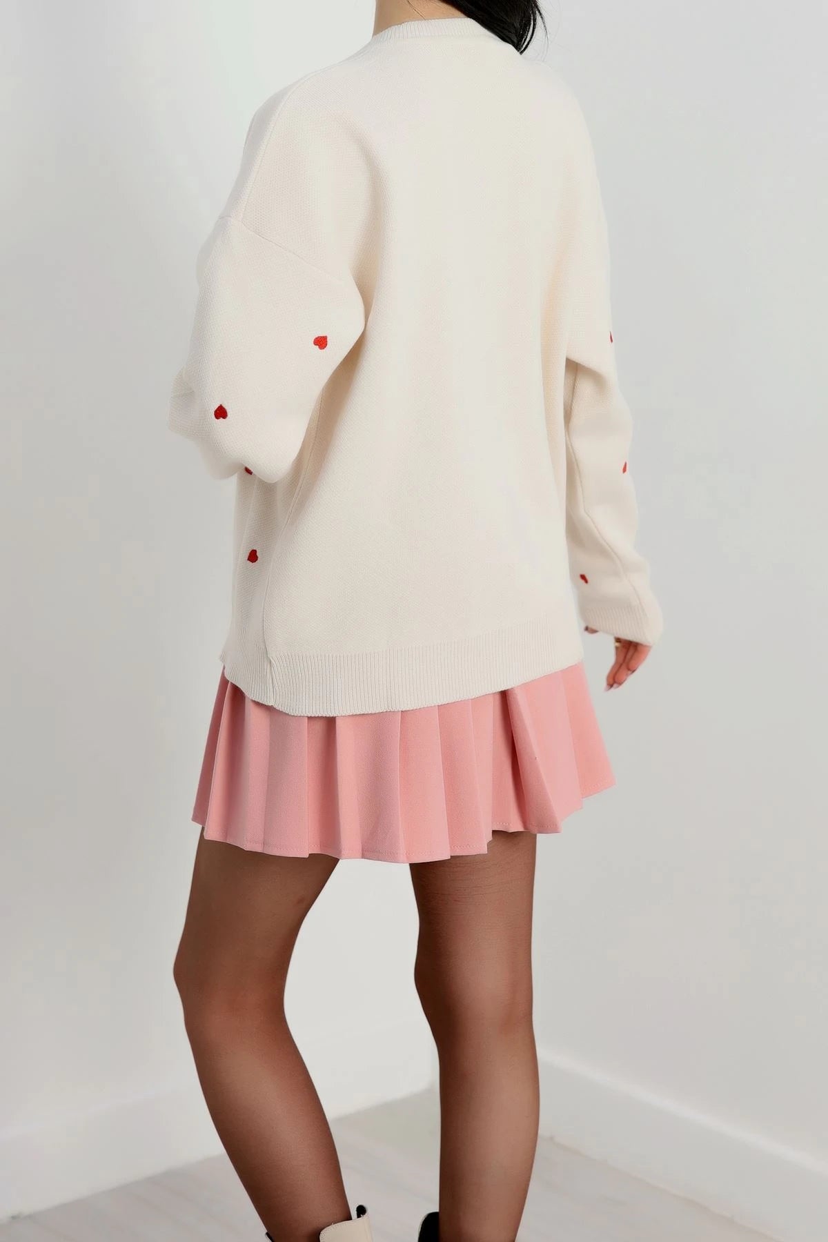 Women’s Heart Detail Knit Cardigan – Latte & Red