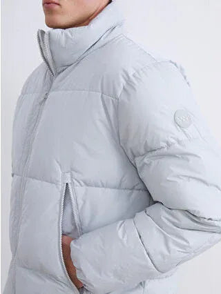 Grey Standard Fit Stand Collar Men's Puffer Jacket - alotasawkli