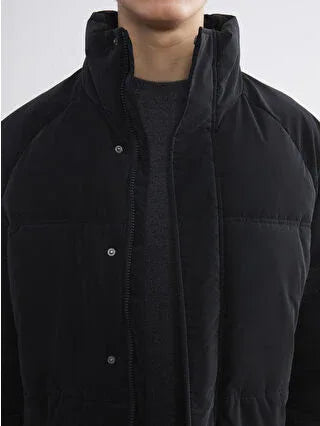 Black Relaxed Fit Stand-Up Collar Men's Puffer Jacket - alotasawkli