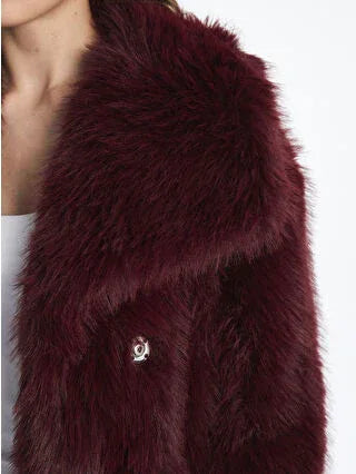 Burgundy Collar Women's Fur Coat - alotasawkli